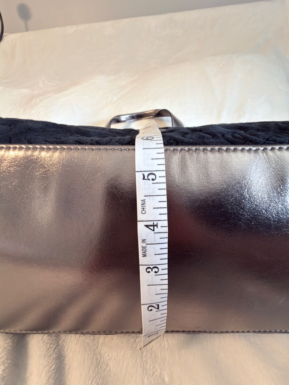 Juicy Couture Black Daydreamer Tote with Gunmetal Accents and Heart Charm - Picture 8 of 8